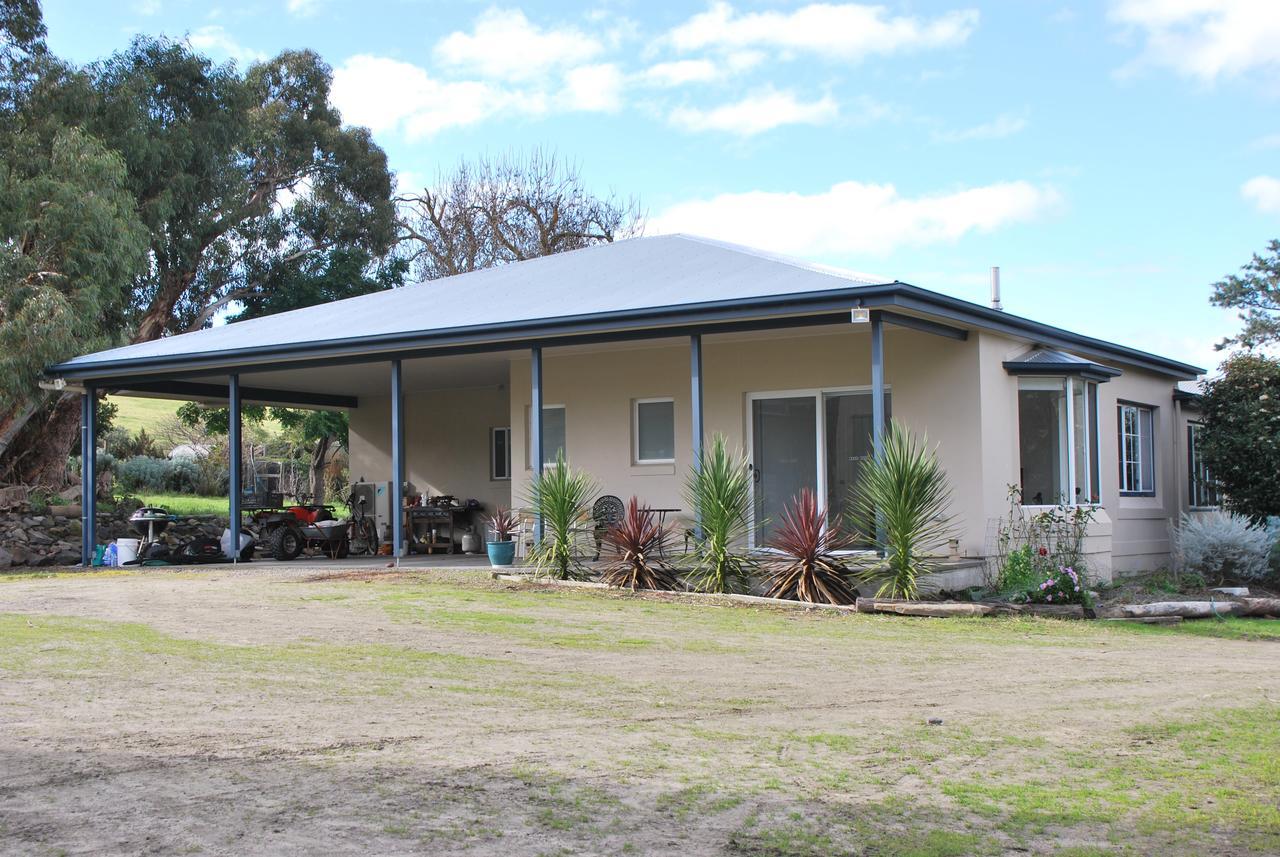 ויקטור הרבור Back Valley Farmstay Bed And Breakfast מראה חיצוני תמונה